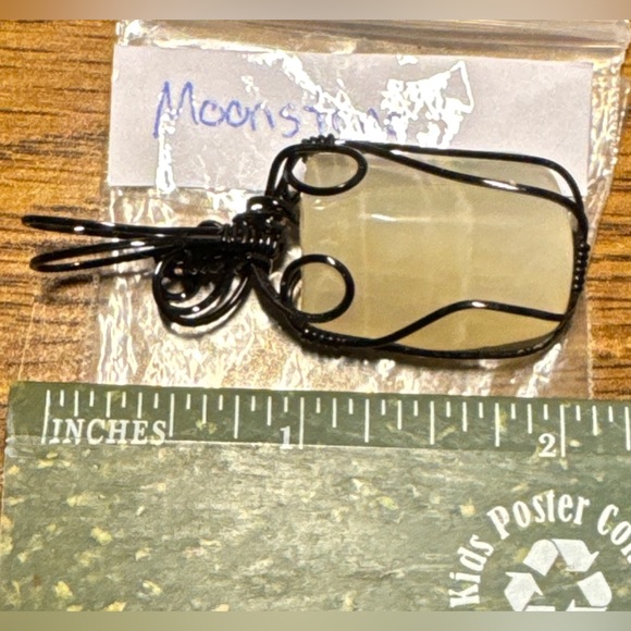 Beautiful Moonstone pendant in a black wrap (jewelers grade wire) - Picture 2 of 16
